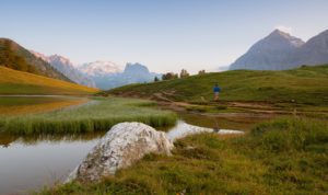 Riposo dopo corsa in montagna