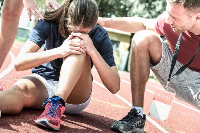 Entorse ou rupture, quand marcher après opération ligament croisé, peut on marcher avec ligament croise, peut on marcher sans ligaments croises