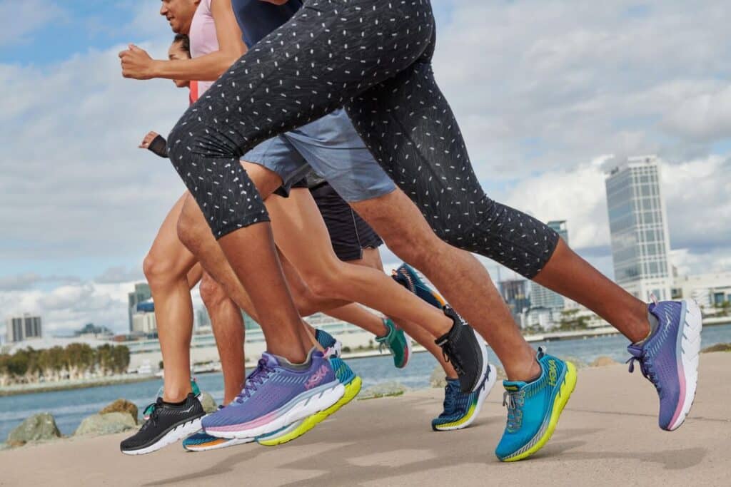 méta rocker homme sur 10km comme le prédécesseur, flexibilité lors des entrainements, versions sur la zone des coutures, marque française ou américaine