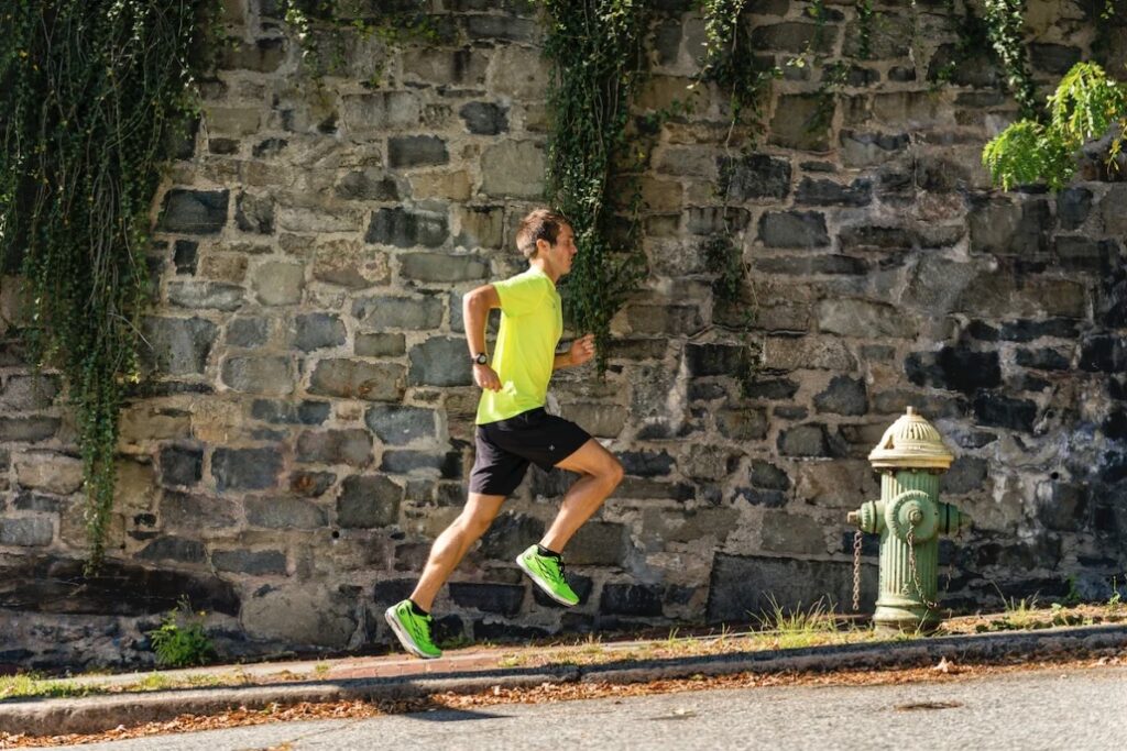 séances de côte, programme et foulée, trail et dénivelé, cardio pendant fractionné en côte, endurance durant la saison, capacités sur marathon, pourcentage pour le fractionné en côte