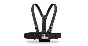 Cet harnais peut s'avérer indispensable selon votre pratique sportive pour cette caméra embarquée. © GoPro