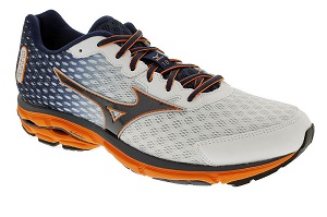 Mizuno propose ici un modèle taillée pour la compétition. Jusqu'à quelle distance ? © Mizuno